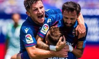 西甲积分榜:巴萨登顶 西甲积分榜:巴萨登顶